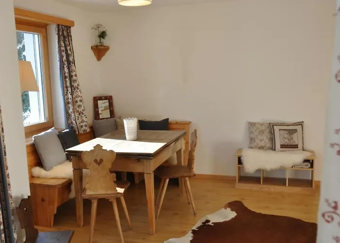 Chesa Sunasain V5 By Interhome Appartement *