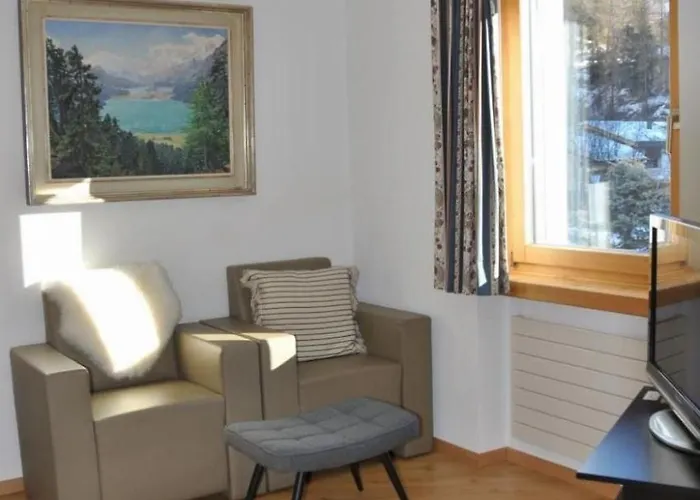 Chesa Sunasain V5 By Interhome Appartement *